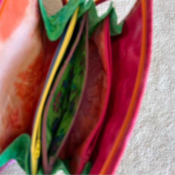 Travel essentials Batik zip around with 4 zip slots inside. 9.5” by 7”. - Picture 3 of 3